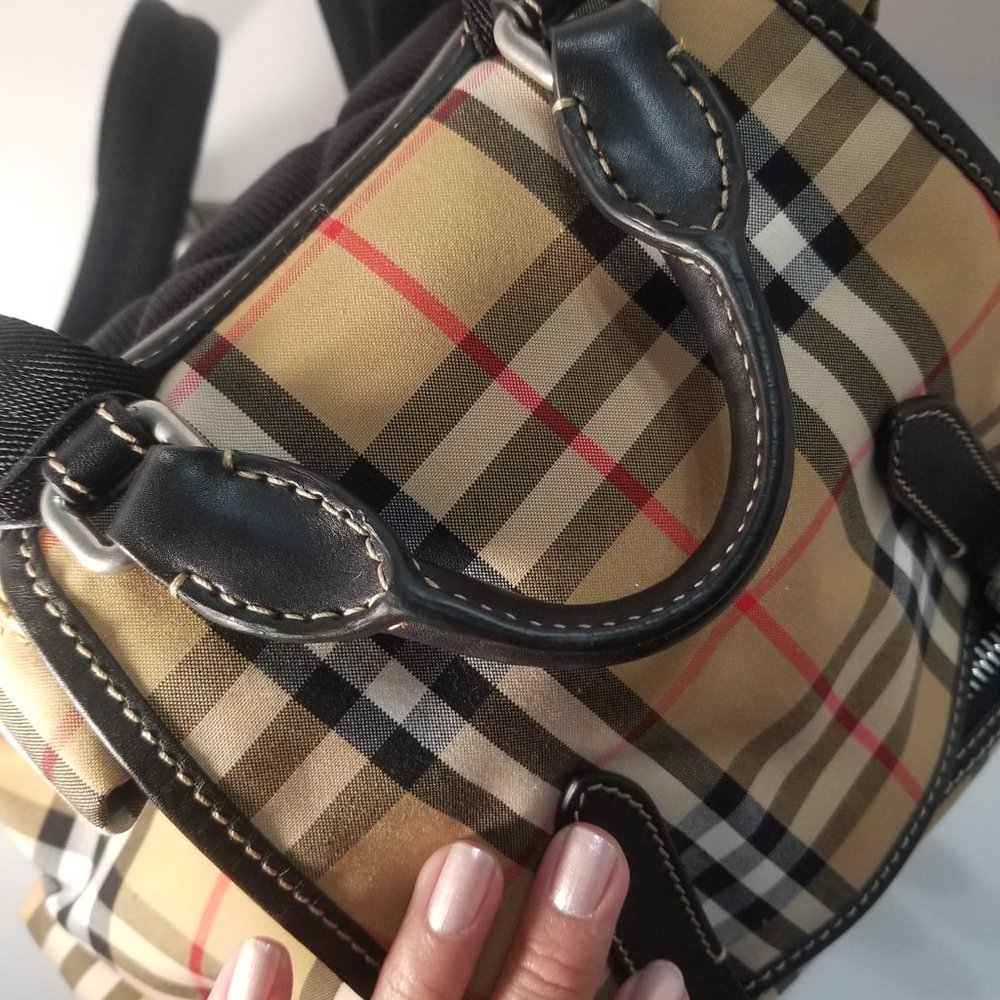 NWT Authentic Brand New BurBerry Medium Rucksack In Vintage Check Nylon - Picture 11 of 13
